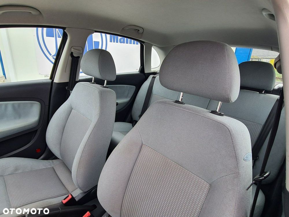 Seat Ibiza 1.2 12V Fresh - 12