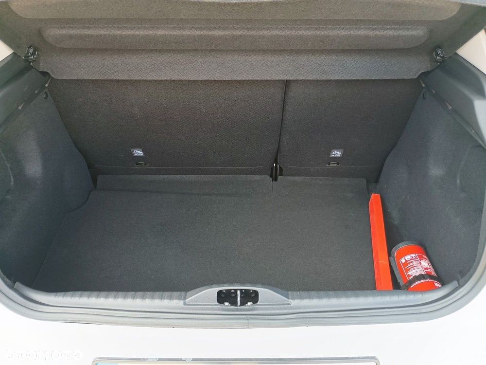 Citroën C3 1.2 PureTech Shine EAT6 - 7