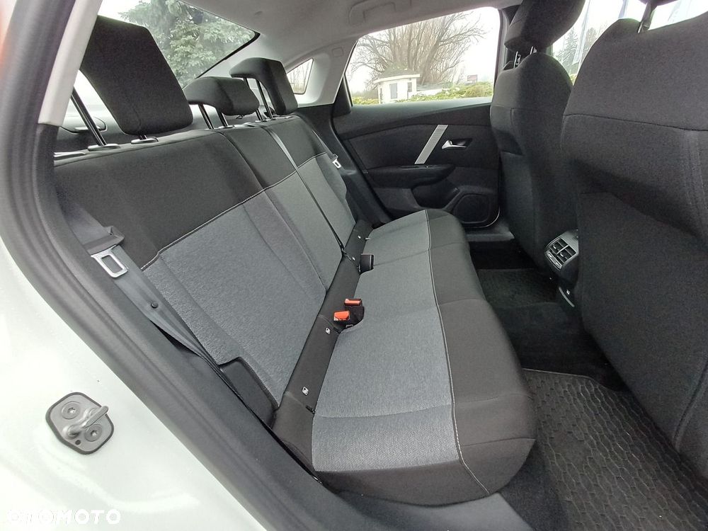Citroën C4X 1.2 PureTech Feel S&S - 32