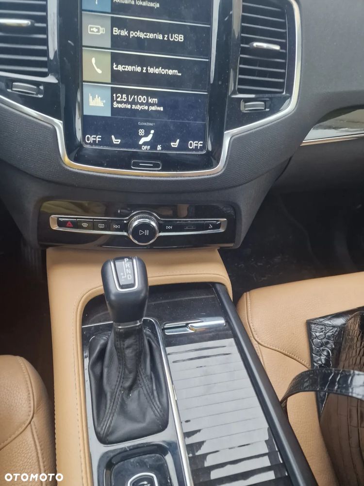 Volvo XC 90 T6 AWD Geartronic Momentum - 8