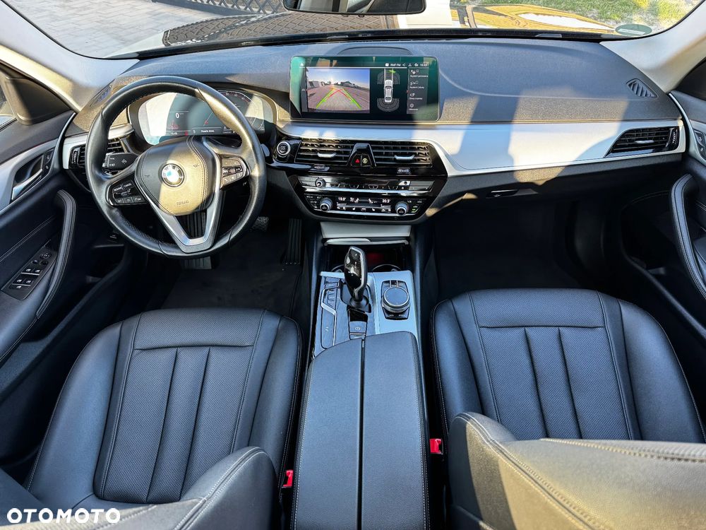 BMW Seria 5 520d Sport Line sport - 12