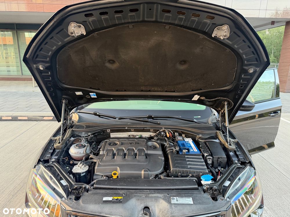Skoda Superb 2.0 TDI Sportline DSG - 9