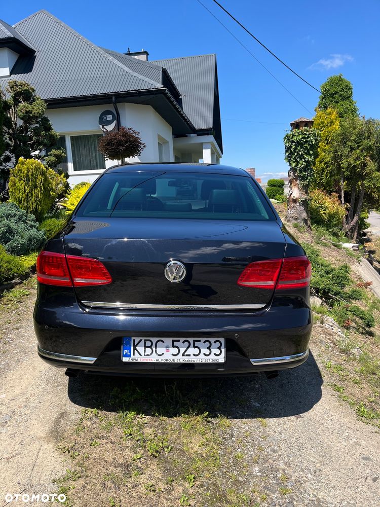 Volkswagen Passat 2.0 TDI 4Mot Highline DSG - 4