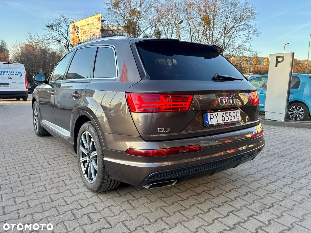 Audi Q7 - 13