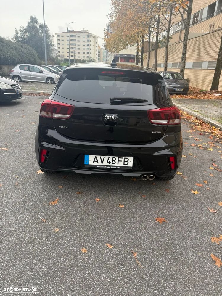 Kia Rio - 10