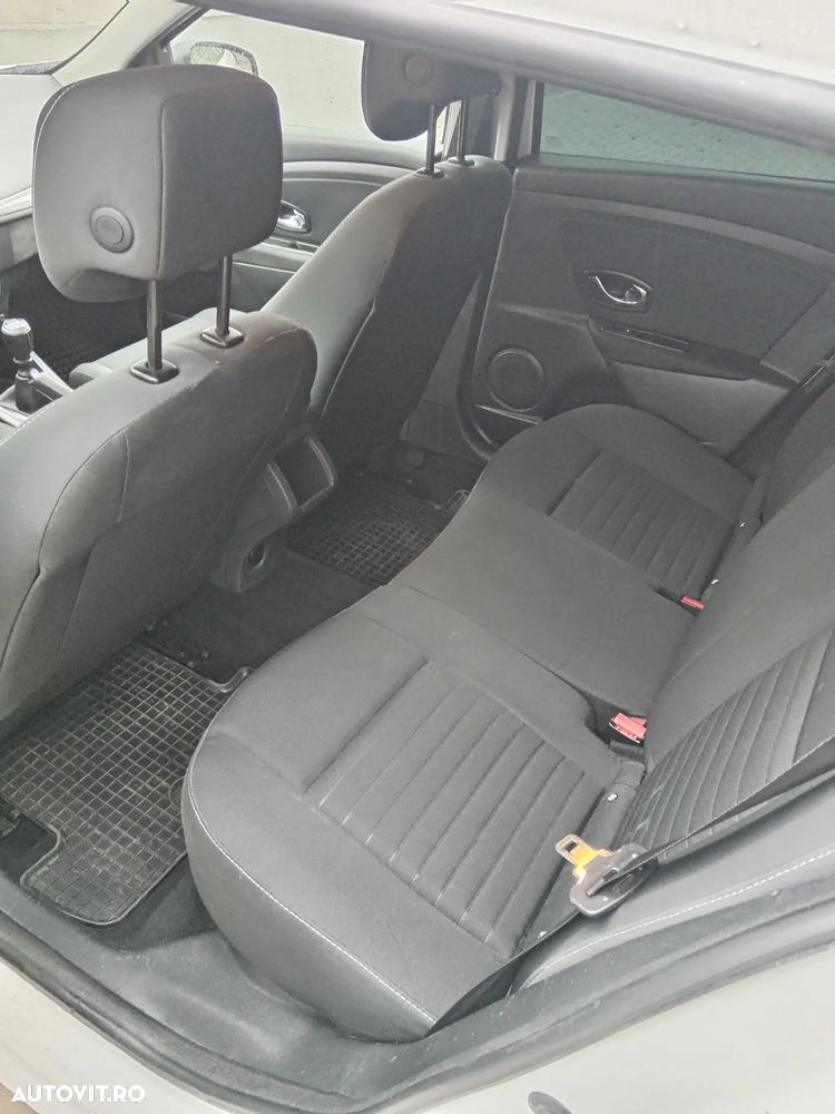 Renault Megane Grandtour dCi 110 FAP LIMITED - 9