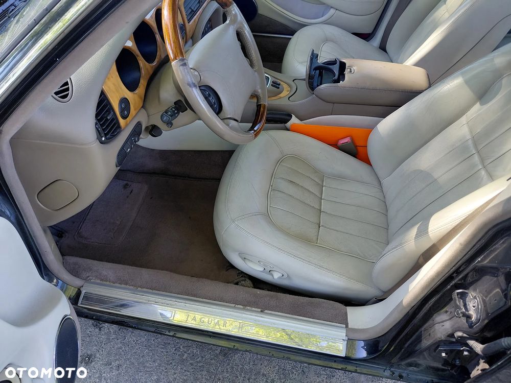 Jaguar XJ 4.0 Executive - 25
