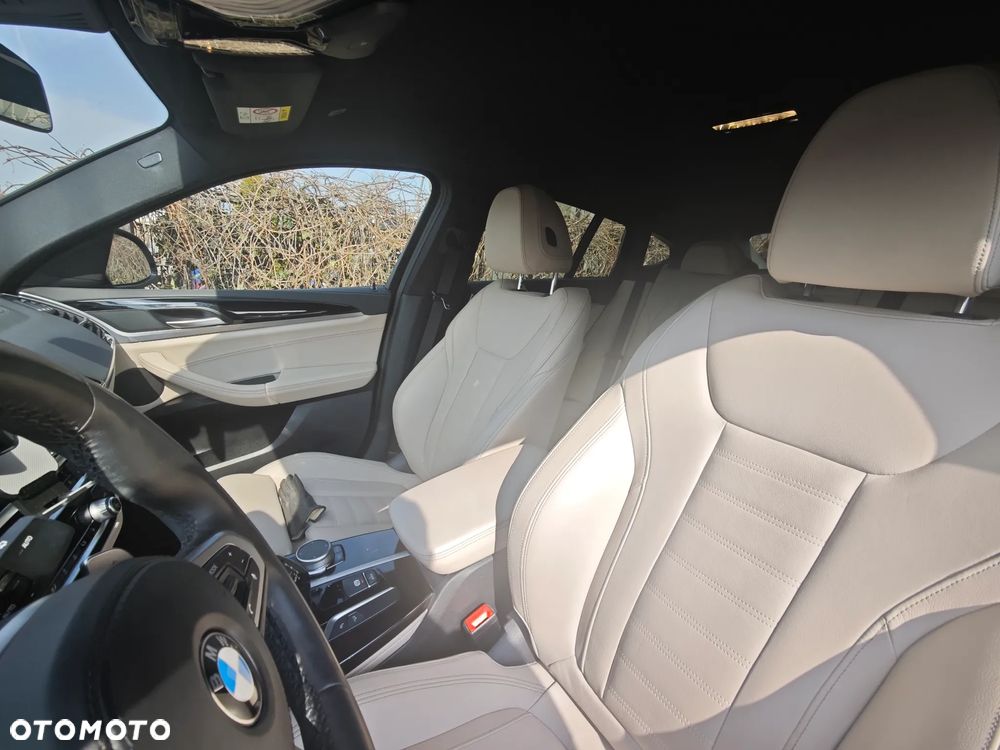 BMW X4 M M40i - 16