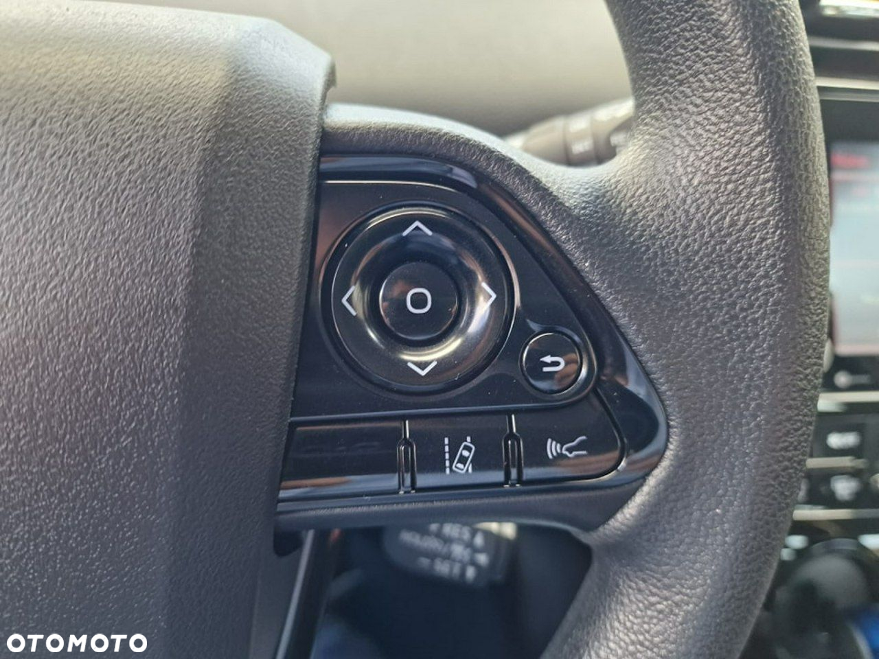 Toyota Prius - 12