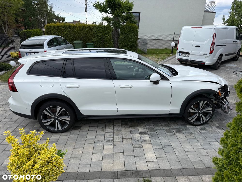 Volvo V60 B5 B AWD Plus Dark - 7