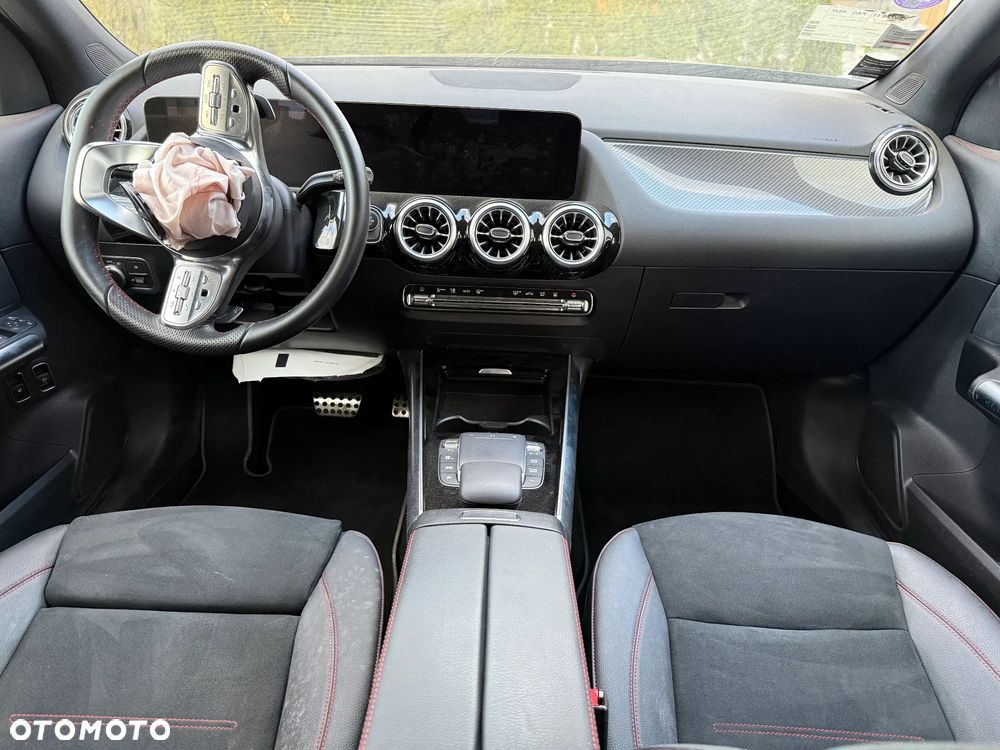 Mercedes-Benz GLA 200 7G-DCT Edition AMG Line - 15