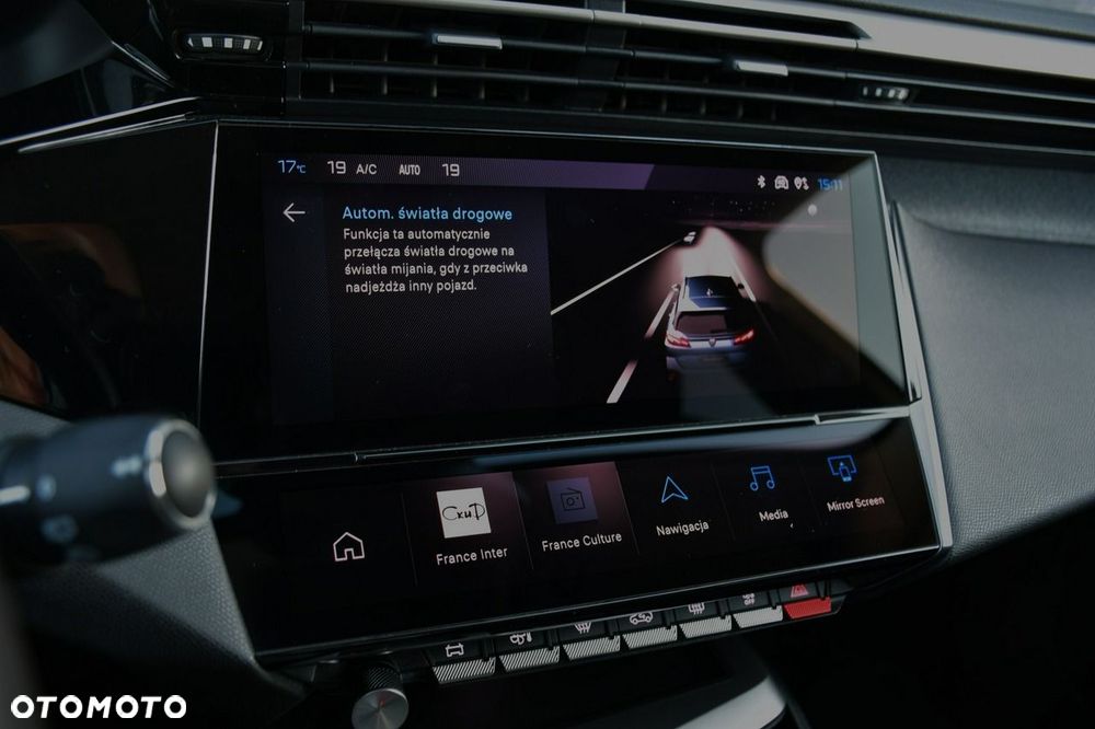 Peugeot 308 1.6 Hybrid PHEV Allure Pack EAT8 - 27
