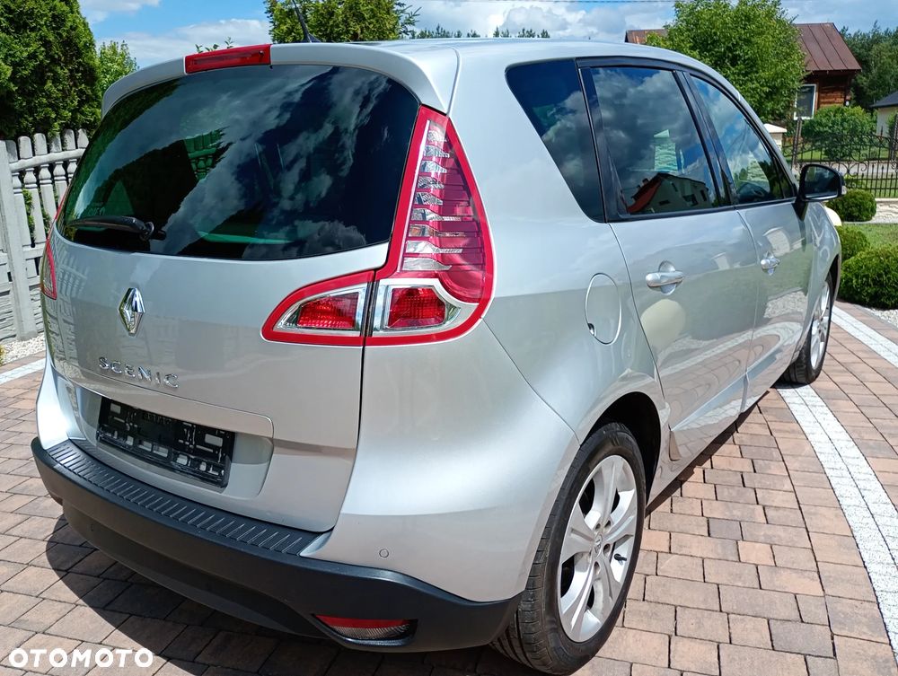 Renault Scenic - 11