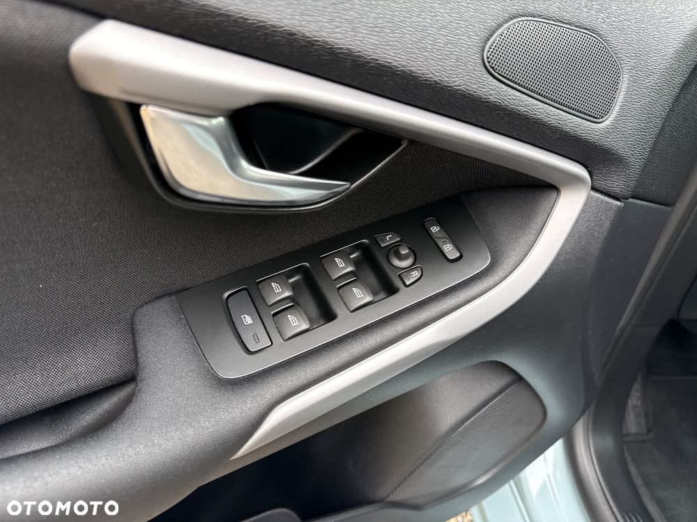 Volvo V40 T2 Drive-E Kinetic - 11
