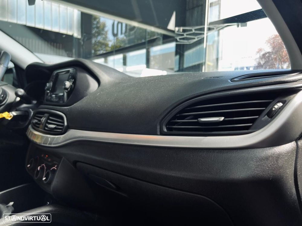 Fiat Tipo 1.3 M-Jet Street - 40