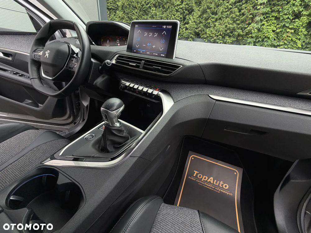Peugeot 3008 - 16