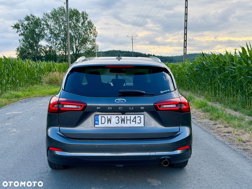 Ford Focus 1.0 EcoBoost Titanium X - 11