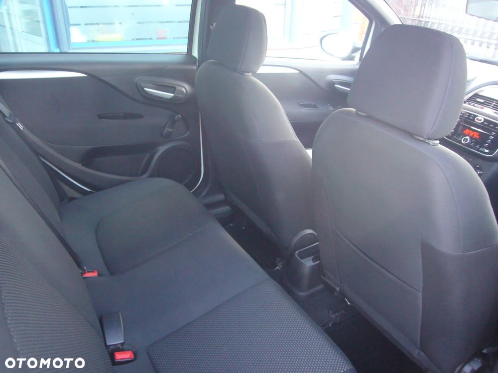 Fiat Punto 1.4 Young - 16