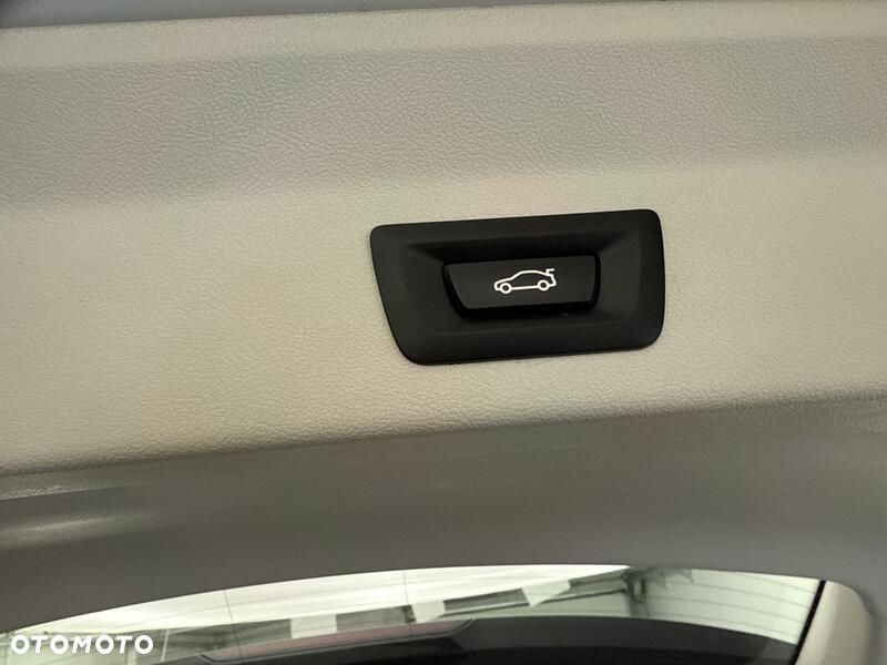 BMW X3 xDrive20d mHEV - 25