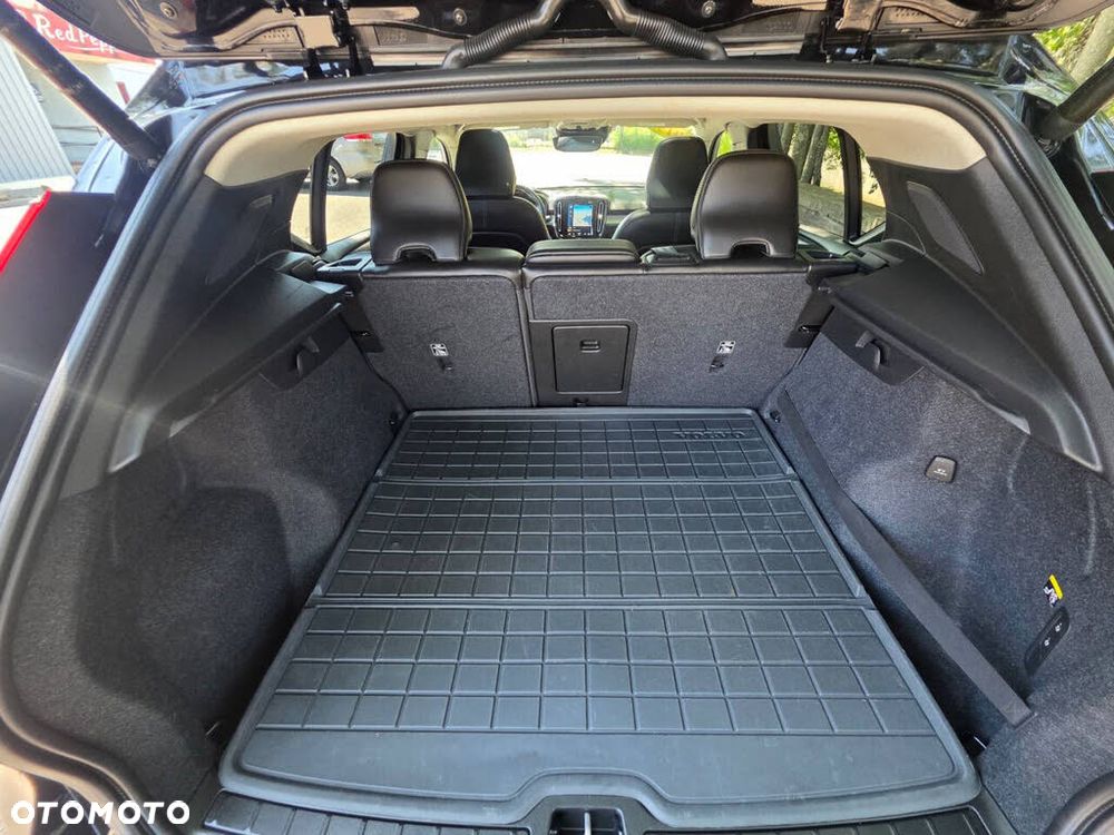 Volvo XC 40 T5 AWD Momentum - 19
