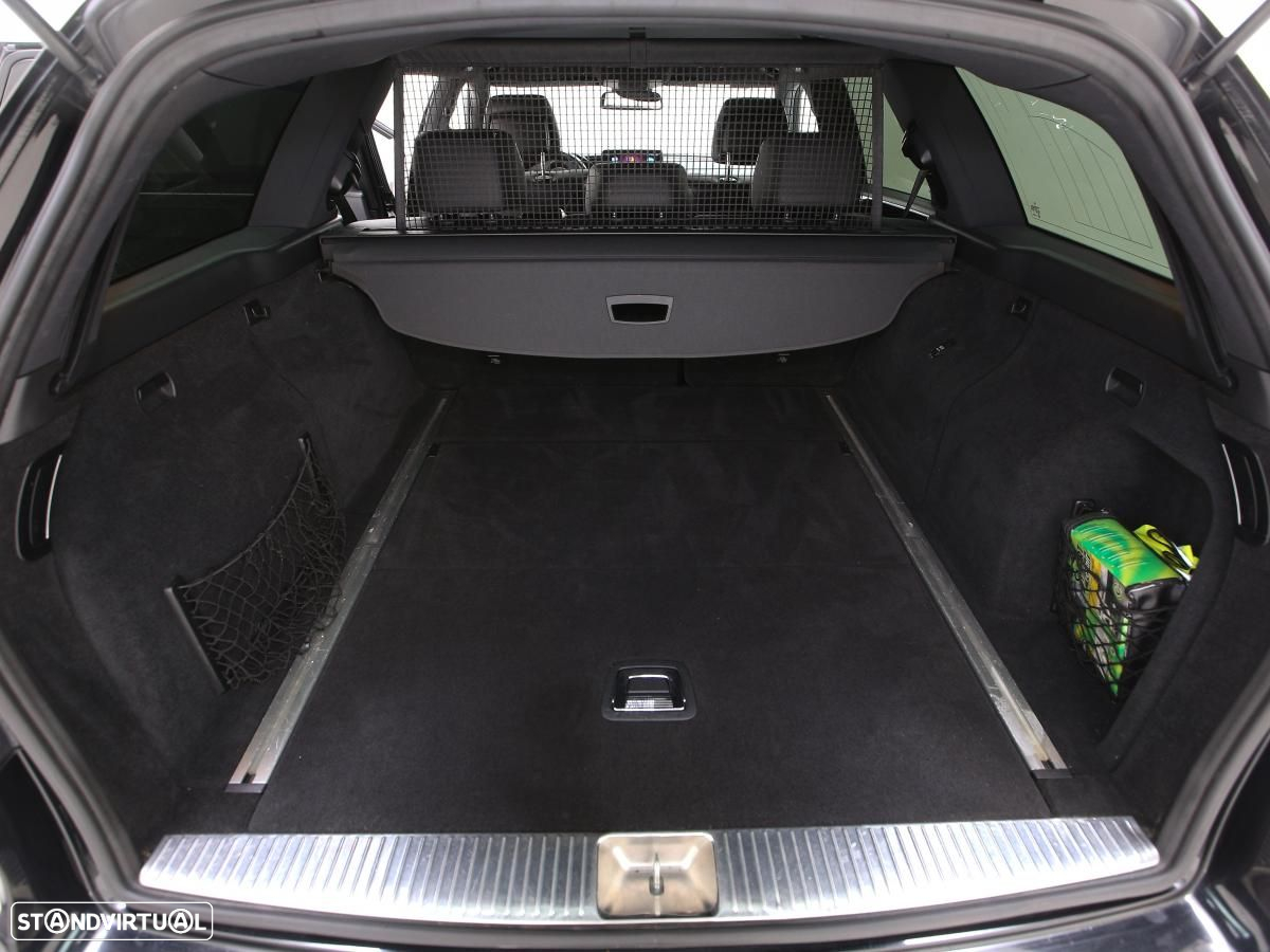 Mercedes-Benz E 220 - 12