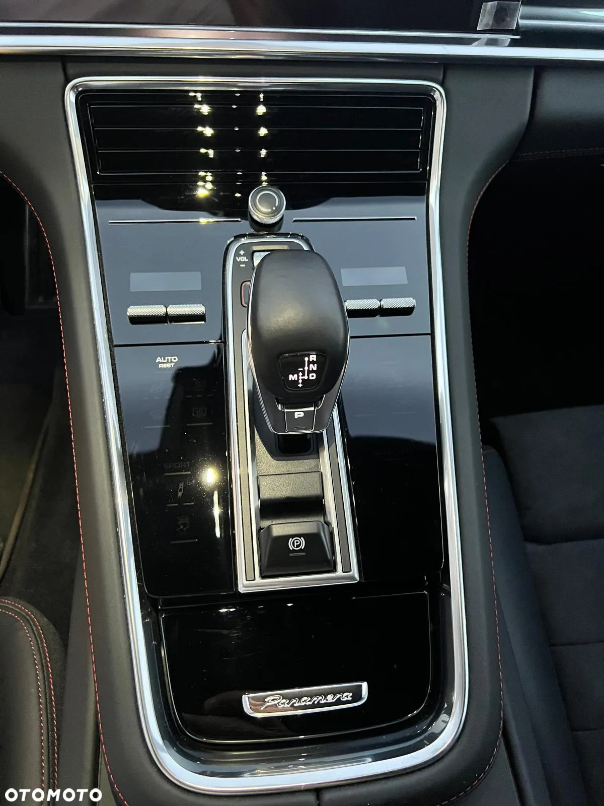 Porsche Panamera GTS - 11