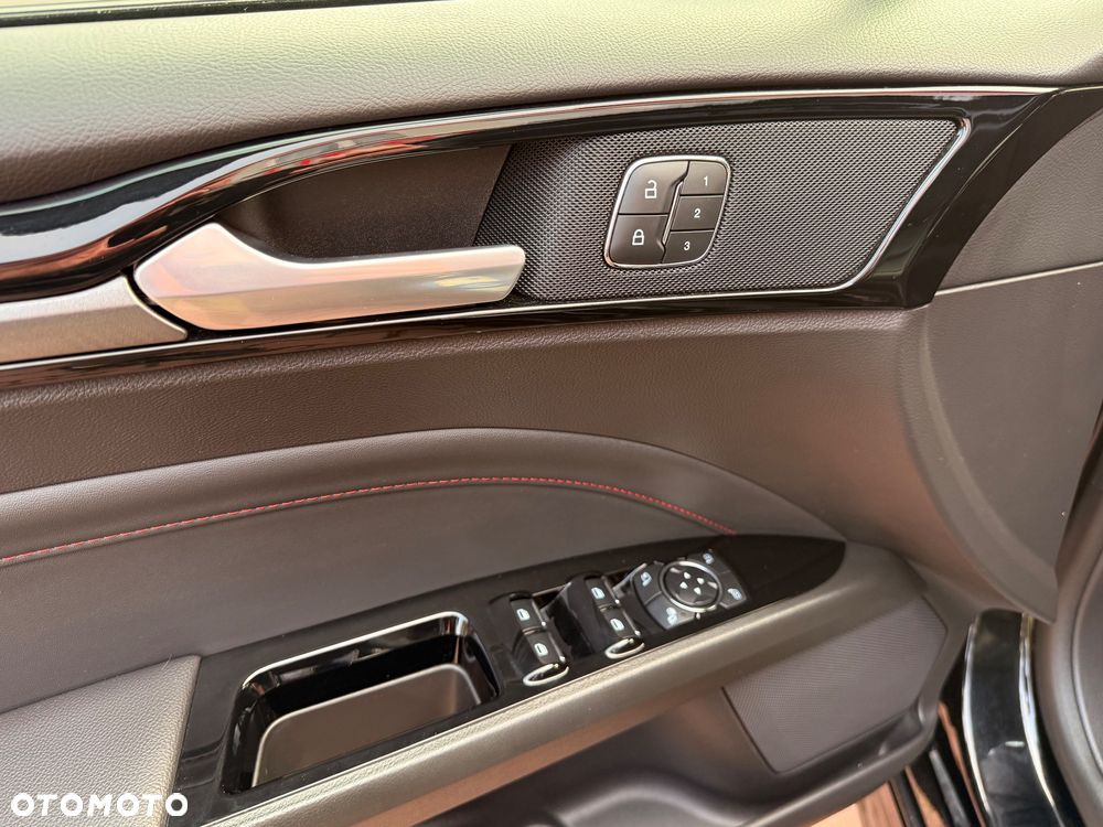 Ford Mondeo 2.0 EcoBlue ST-Line X AWD - 35