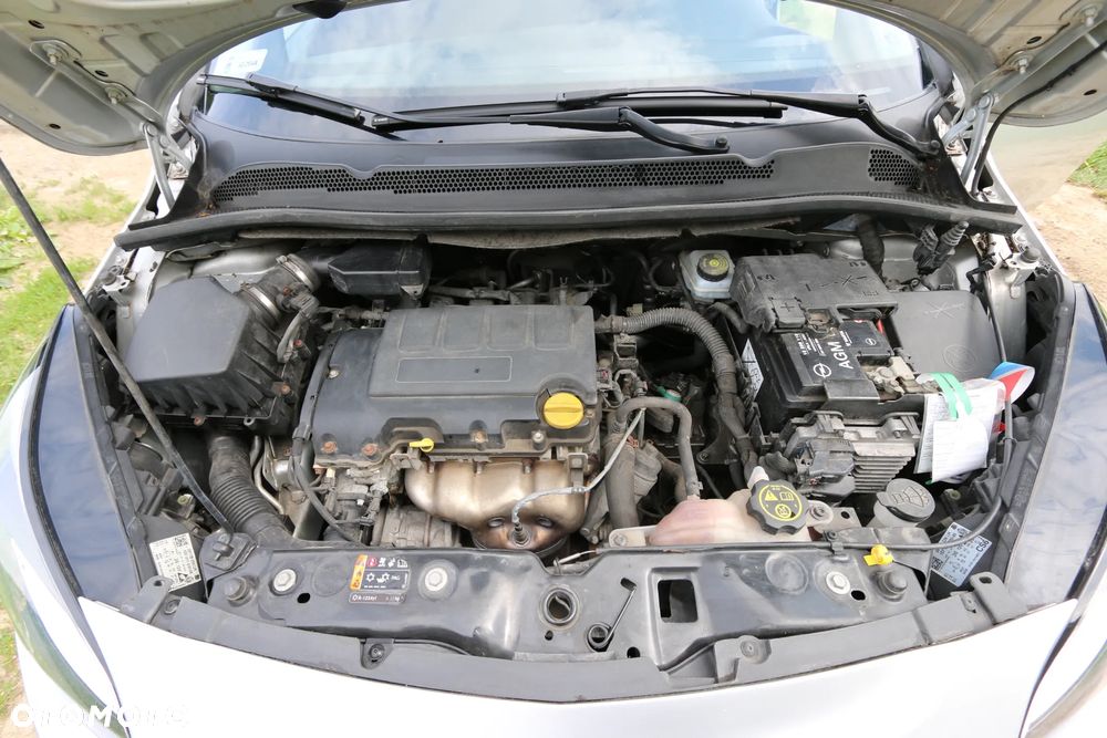 Opel Corsa 1.4 Color Edition S&S - 21