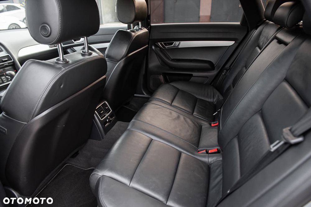 Audi A6 Avant 4.2 FSI quattro tiptronic - 26