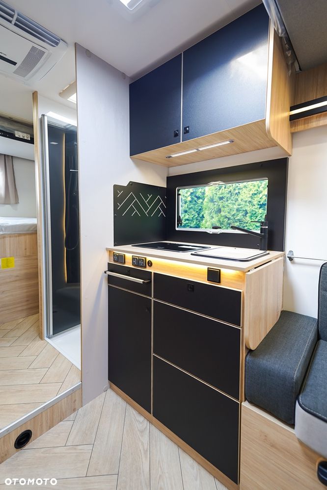 Ford Chausson 720 Titanium Line - 8