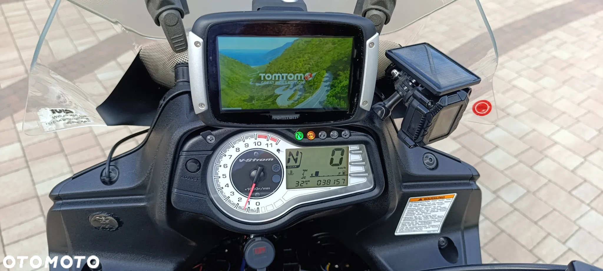 Suzuki V-STROM - 13