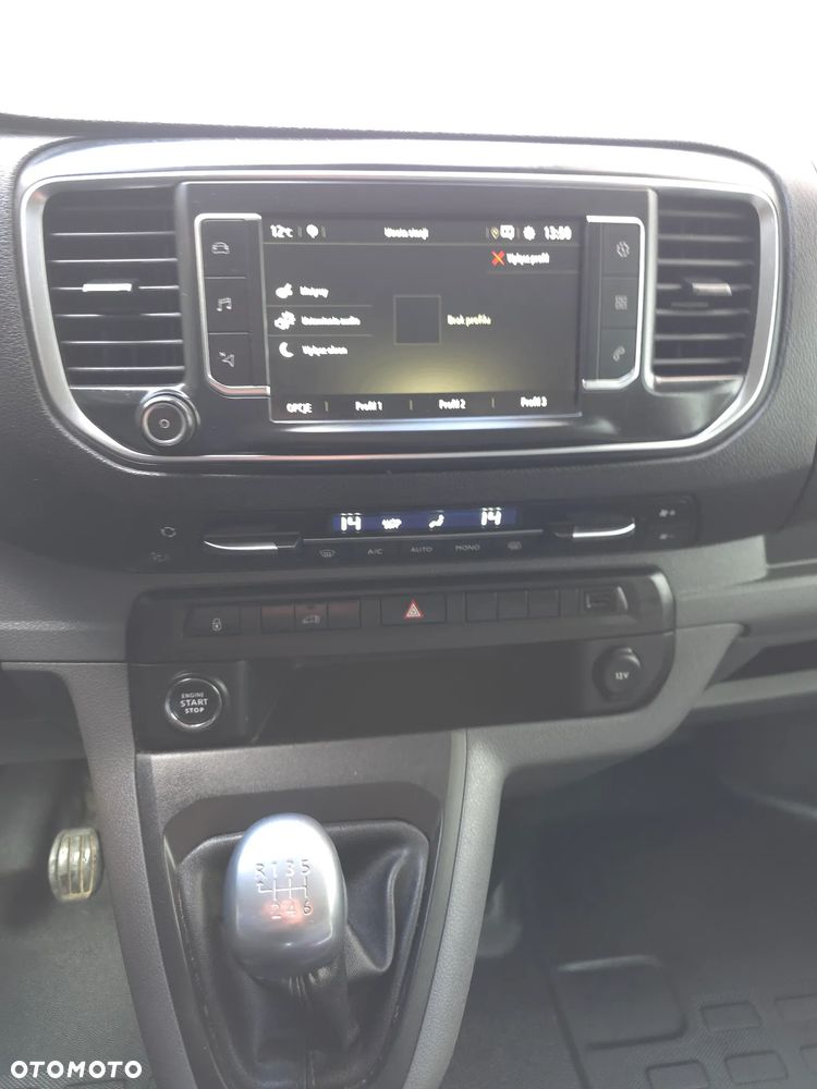 Opel Vivaro - 34