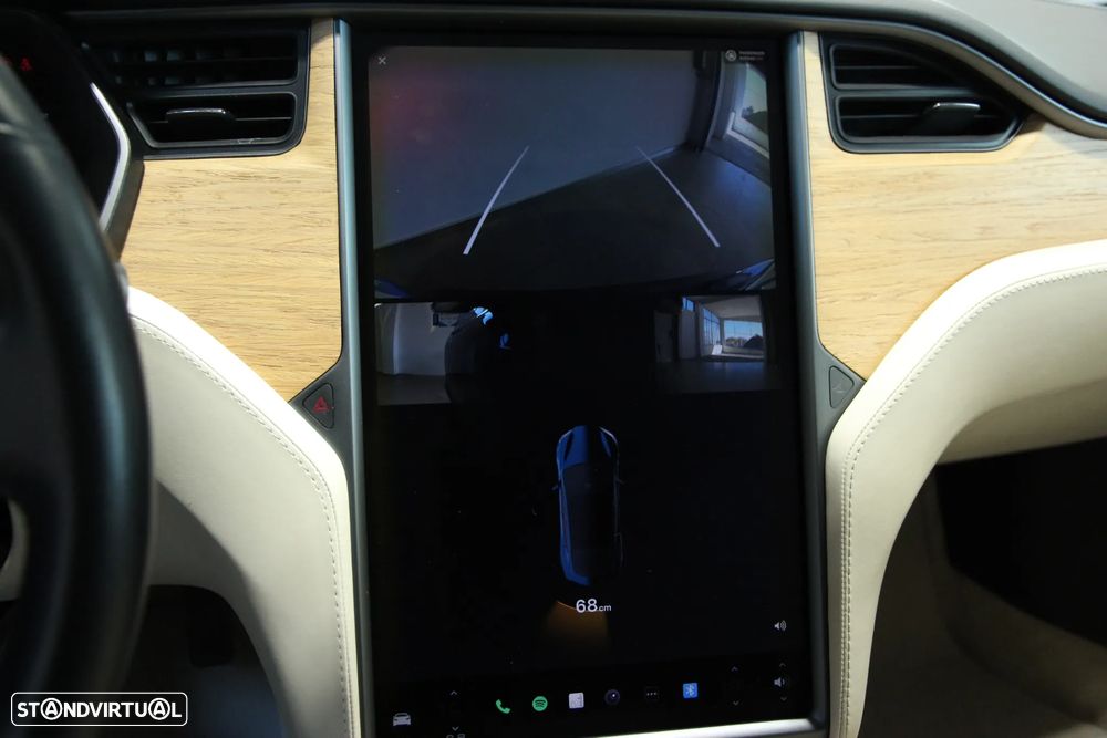 Tesla Model S 100D - 22