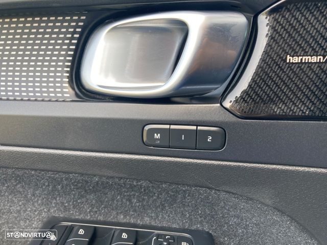 Volvo XC 40 T4 Geartronic R-Design - 29