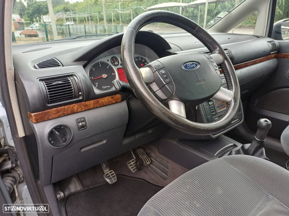 Ford Galaxy TDI Ghia - 19