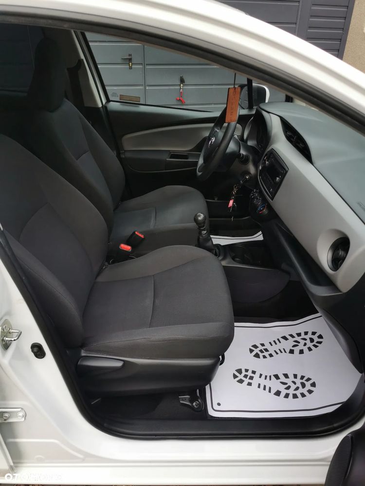 Toyota Yaris 1.5 Active - 16