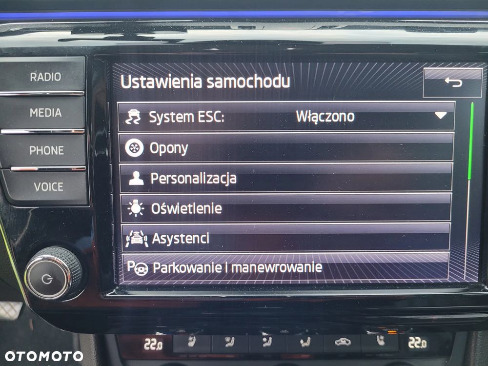 Skoda Superb 2.0 TDI L&K - 18
