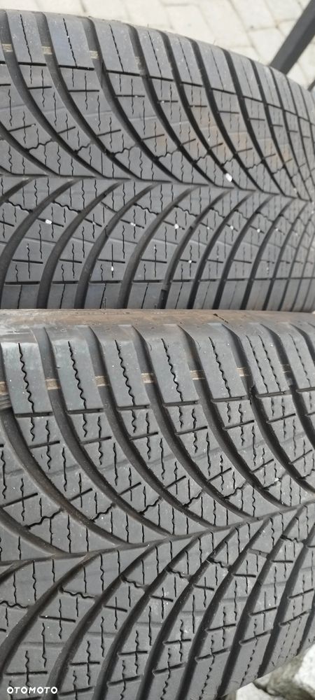 235/60/18 goodyear vector 4season gen3