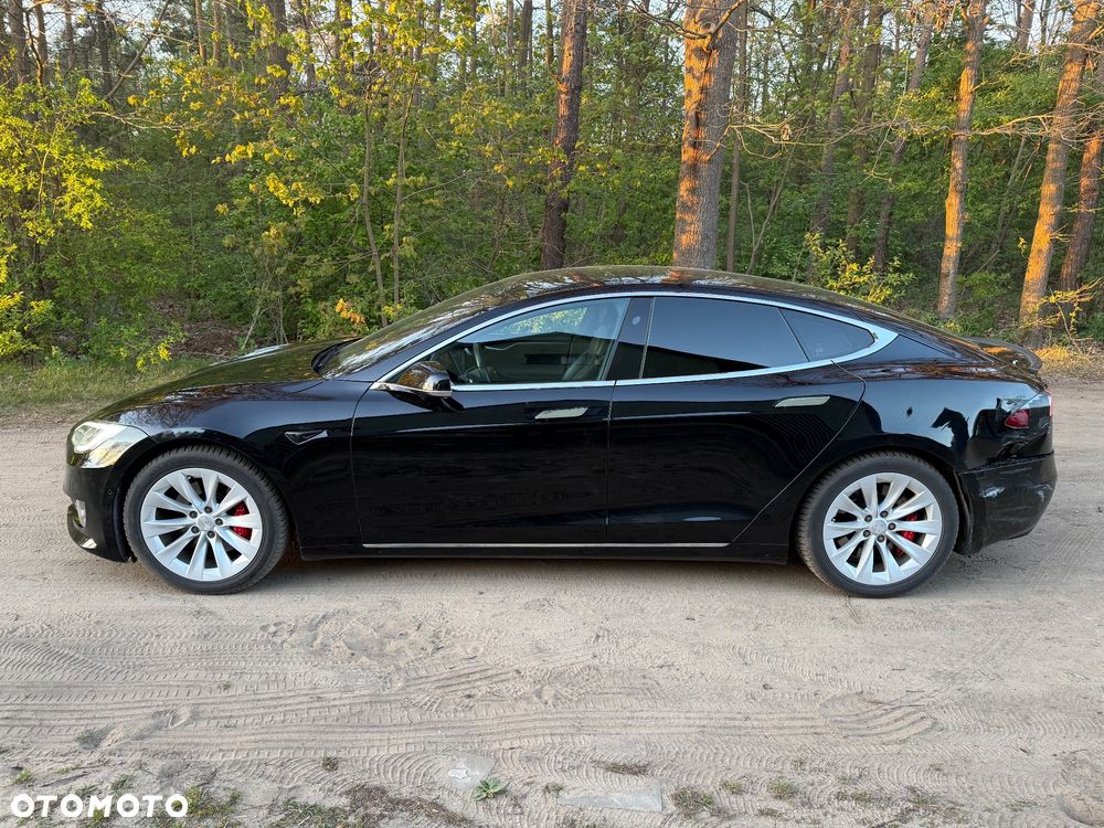 Tesla Model S Performance - 4