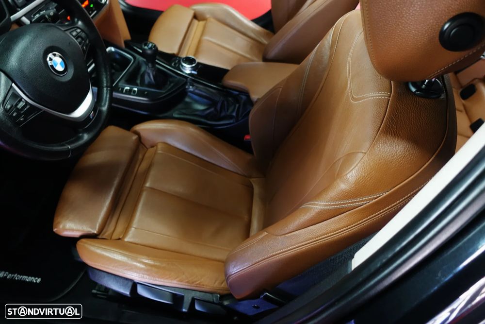 BMW 320 d Pack M - 41