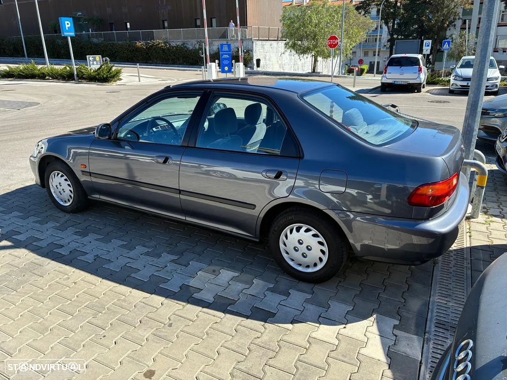 Honda Civic 1.5 LSi 16 V - 1