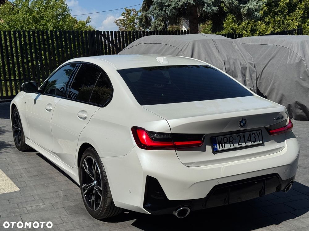 BMW Seria 3 320i M Sport - 9