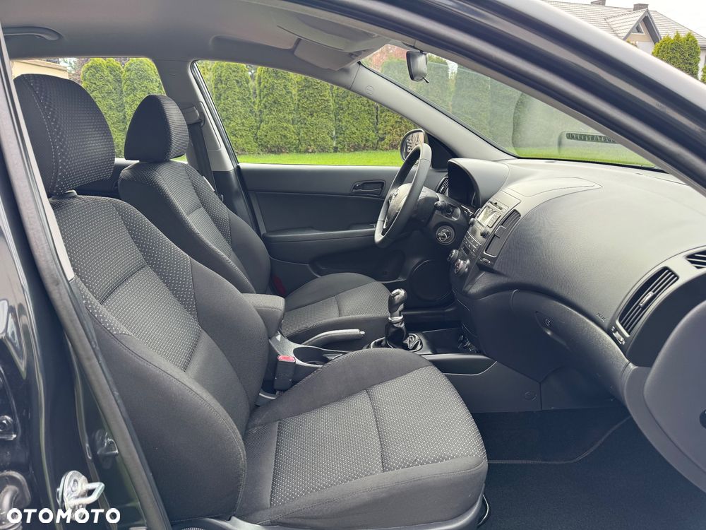 Hyundai i30 1.4 Blue Comfort - 15