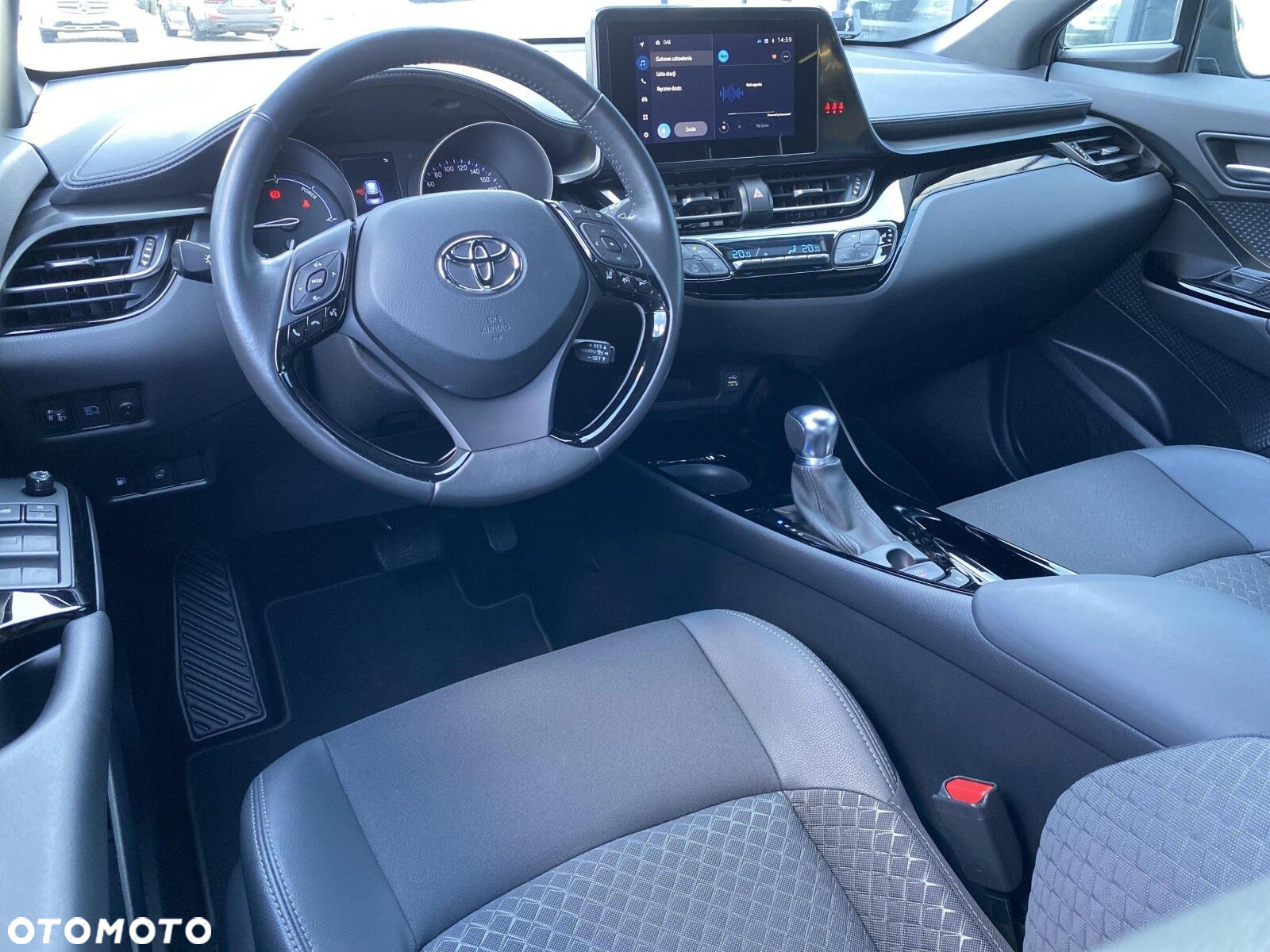 Toyota C-HR - 14