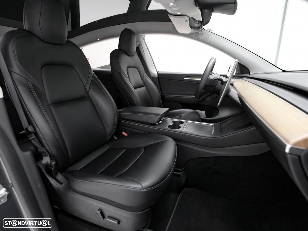 Tesla Model Y Long Range Tração Integral - 11