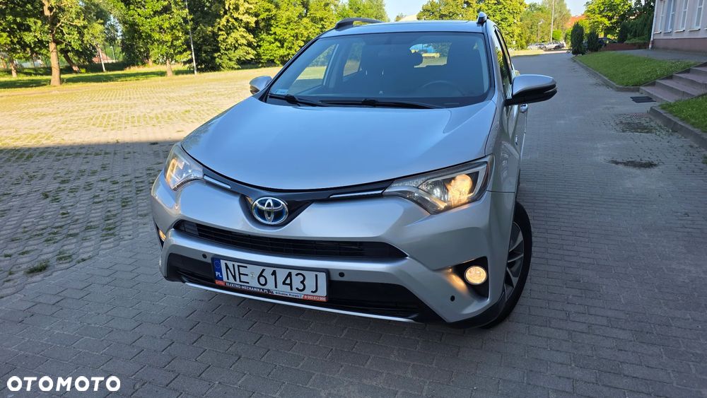 Toyota RAV4 - 4