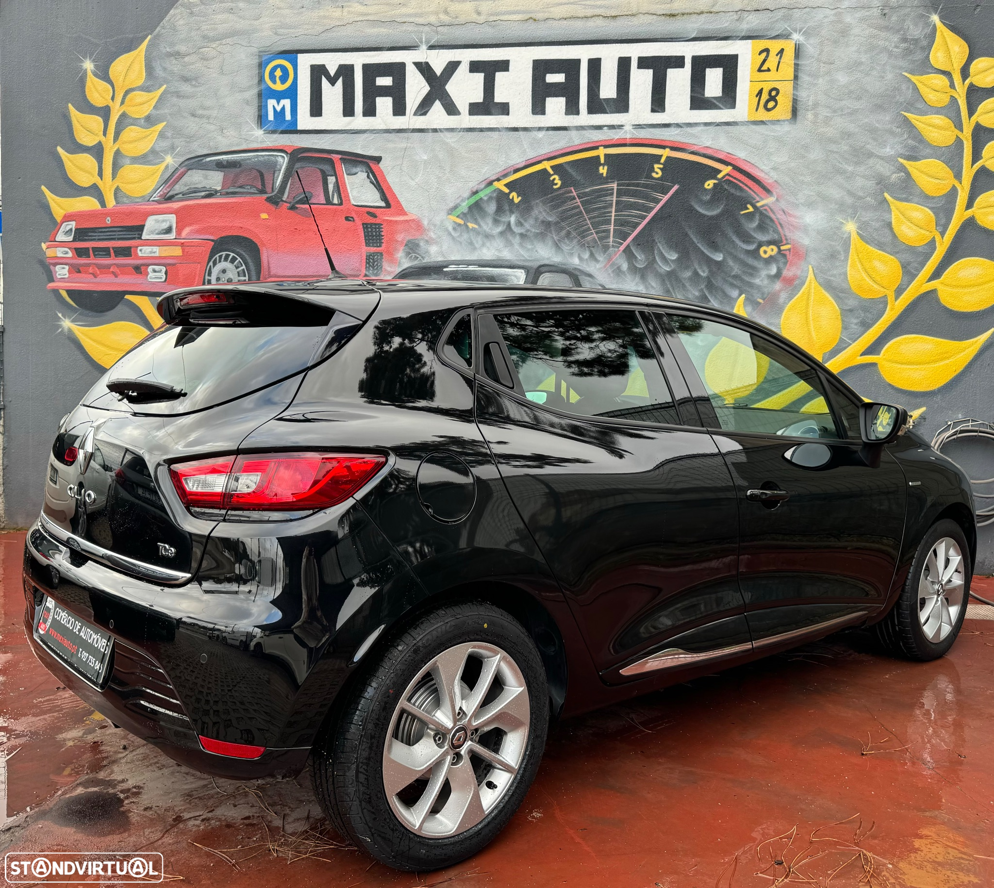 Renault Clio 0.9 TCe Limited - 12