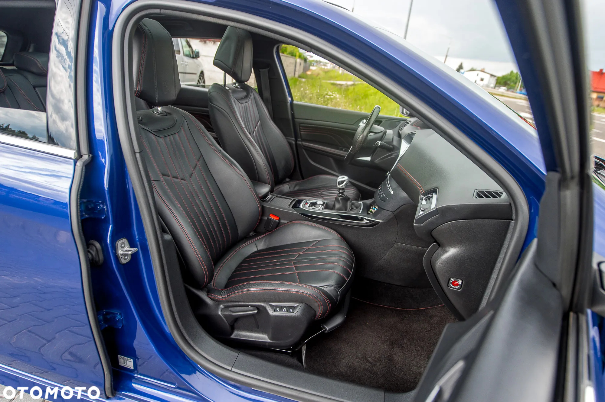 Peugeot 308 SW 1.6 e-THP GT S&S - 8