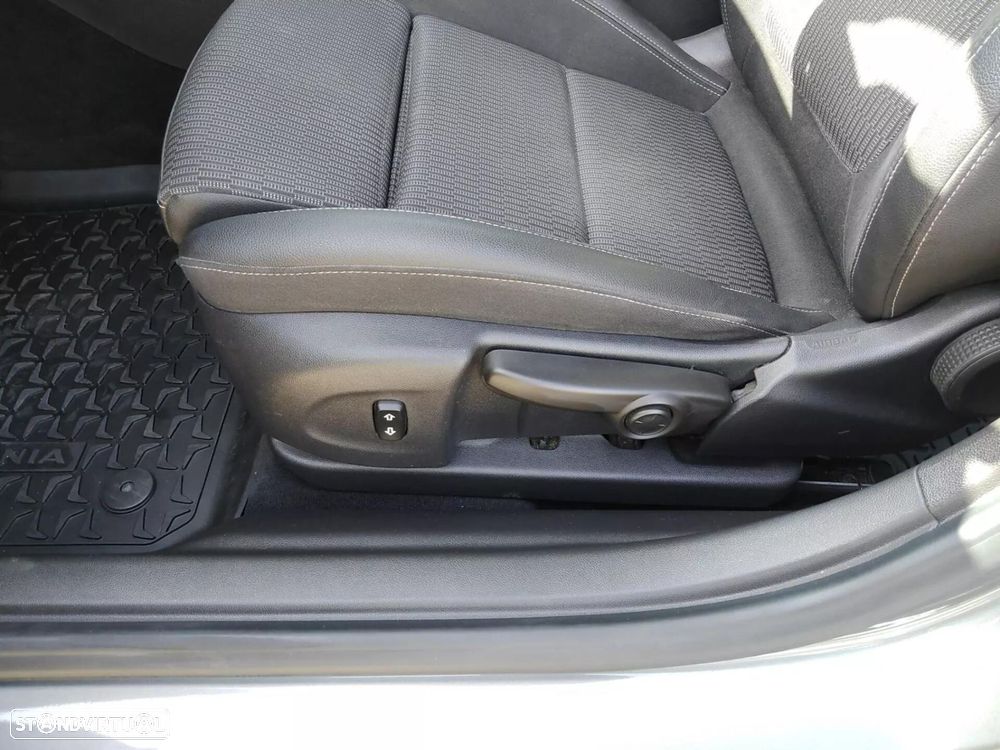 Opel Insignia Grand Sport - 29