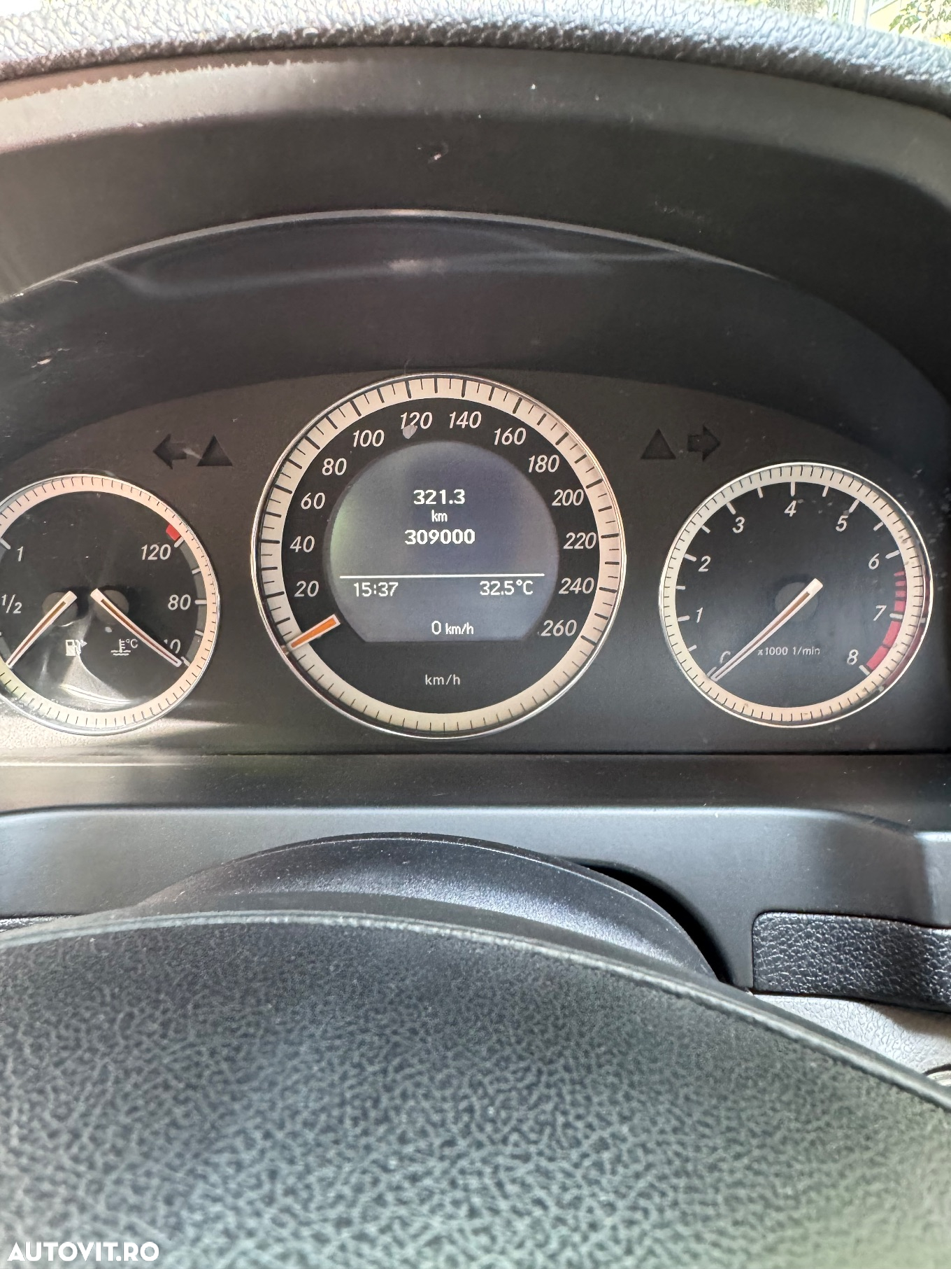 Mercedes-Benz C 180 K BlueEfficiency T-modell - 14